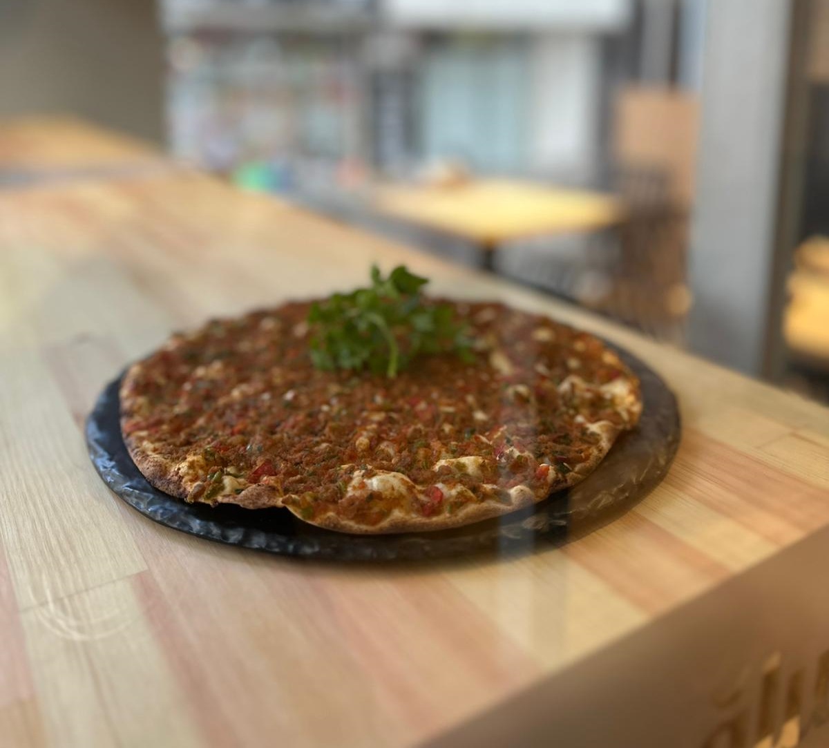 Lahmacun on plate